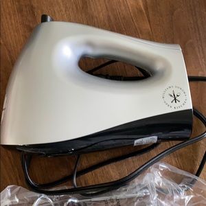Williams Sonoma Hand Mixer